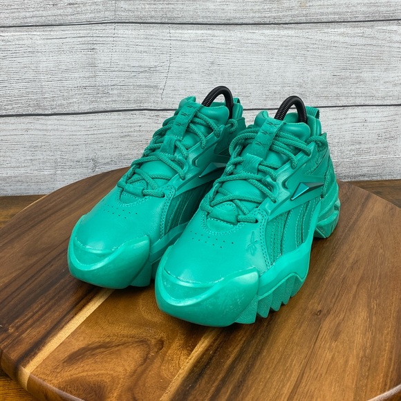 Reebok x Cardi B Club C V2 Emerald Green Sneakers Women’s Shoe Size 7.5 - Picture 2 of 12